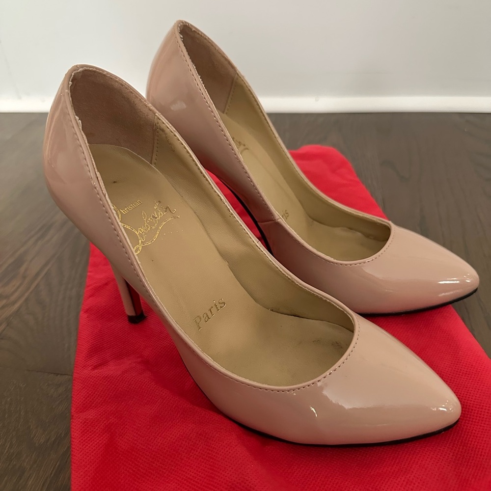 Christian Louboutin Nude Patent Leather Pumps | Size 37